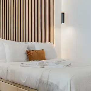 https://love-apartments-bairro-alto-with-patio.hotels-lisbon-portugal.com